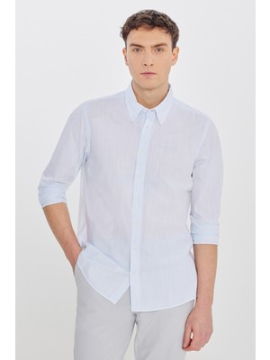 Altınyıldız Classics %100 Pamuk Slim Fit Dar Kesim Düğmeli Yaka Armürlü Flamlı Gömlek