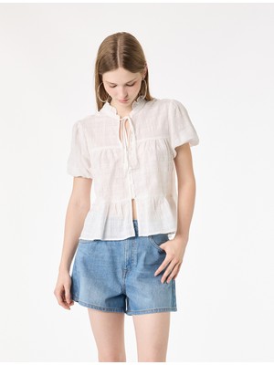 Koton Pamuklu Düğmeli Bağlamalı Yaka Kısa Balon Kol Bluz