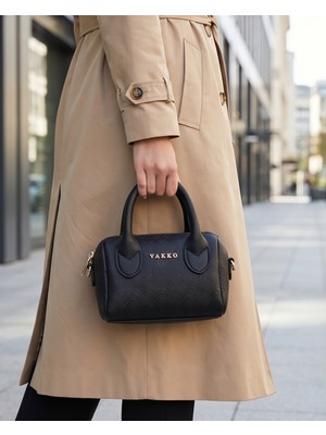 Vakko Siyah Mini Spedy Çanta,genişlik 14 Cm,boy 10 Cm,a+Plus Ürün