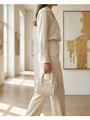 Vakko Beyaz Mini Spedy Çanta,genişlik 14 Cm,boy 10 Cm,a+Plus Ürün