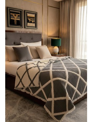 Veronica Line Premium Geometrik Kare Desenli %100 Pamuk Müslin Çift Taraflı Yatak Örtüsü Pike 220X240 Çift Kişilik