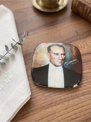 Gifi Atatürk Baskılı Magnet & Bardak Altlığı 9x9 cm