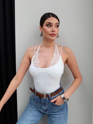 Esra Helvacı Dantel Detaylı Bodysuit