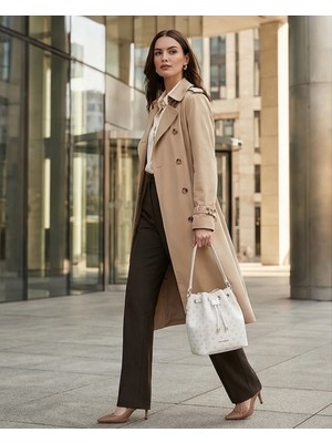 Vakko Beyaz Çanta,boy 25 cm Genişlik 26 Cm,büzgülü Çanta