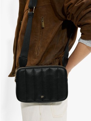 Parfois Kadın Yumuşak Dokulu Çapraz Çanta