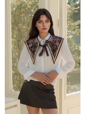 Walkenzo Noxira Antik Motifli Kadın Omuz Şalı – Fular Yaka (Yakalık)