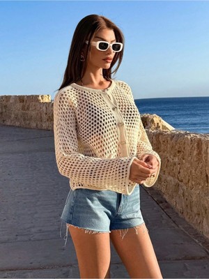 Kurdele Düğmeli Ajurlu Hırka