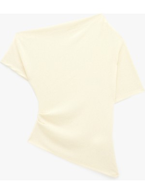 Koton Krep Kumaş Slim Fit Açık Omuz Asimetrik Yaka Kısa Kollu Bluz