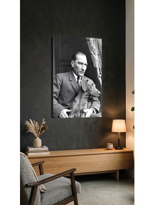 Atatürk ve Köpeği Fox Nostalji Cam Tablo Premium 4mm Uv Baskılı Kırılmaz Duvar Tablosu