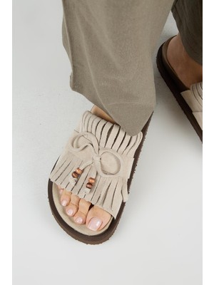 Manijero Yasmin Kadın Hakiki Deri Püsküllü Boncuk Detaylı Önü Açık Bej Terlik