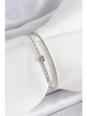 Ugrx Pirinç Gümüş Renk Zirkon Taşlı Kalp Detaylı Kadın Bileklik