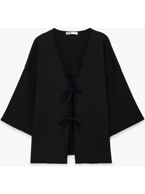 Koton Bürümcük Kumaş Geniş Uzun Kollu Bağlama Detaylı Dokulu Kimono