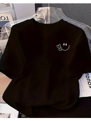 Punix Büyük Beden Özel Tasarım Gülücük Emoji Baskılı %100 Pamuk Oversize Kadın Battal T-Shirt