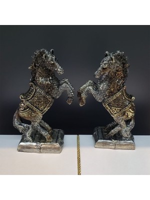 Najmaddin Şaha Kalkan At Biblosu -Com