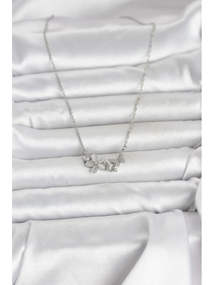 Bezos 316L Çelik Zincir Gümüş Renk Çiçek ve Kelebek Model Kadın Kolye