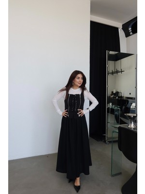 Özge Özgenç Göğüs Kısmı Fermuar ve Bağlama Deataylı Elbise