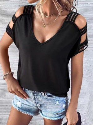 Pileli Store Kadın Kısa Kollu V Yakalı Şerit Detaylı Viskon Bluz