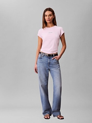 Calvin Klein Kadın Baby Placed Institutional Grafik Detaylı T-Shirt
