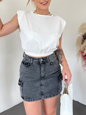 Moda Morfo Omuzları Vatkalı Beli Lastikli  Bluz -Beyaz