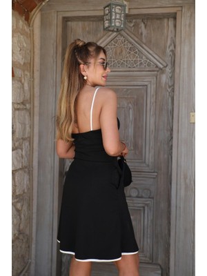 Livizmir Moda Kadın Ip Askılı Geniş V Yakalı Çift Renkli Janjan Krep Elbise