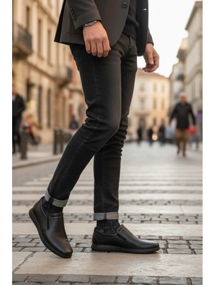 Enoch Erkek Deri Yan Elastik Bantlı Hafif Tabanlı Klasik Comfort Slip-On Ayakkabı