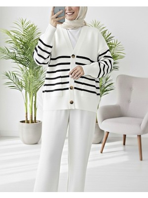 Moda Morfo Çift Cepli Çizgili Düğmeli Hırka -Ekru