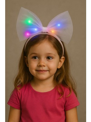 Rengarenk LED Işıklı Fiyonk Şekilli Tül Parti Tacı Beyaz Renk 25X25 cm