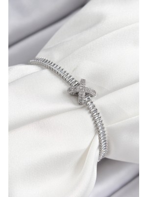 Mrt Teknik Pirinç Zirkon Taşlı x Detaylı Su Yolu Model Gümüş Renk Asansörlü Kadın Bileklik