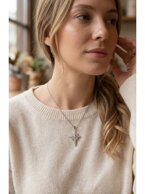 Mrt Teknik 316L Çelik Gümüş Renk Zirkon Taşlı Kutup Yıldızı Model Kolye