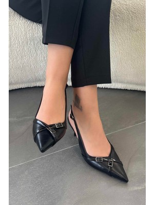 Büşracan Evelyn Arkası Açık Tokalı Deri Stiletto Siyah