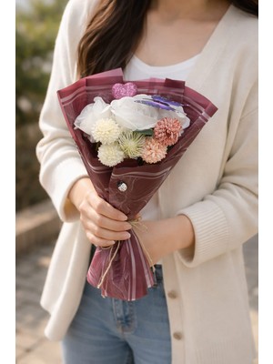 Ceku Home Tasarım Minimal Beyaz Kadife Gül ve Çeşit Çiçek Buketi Hediye Çiçek Buketi