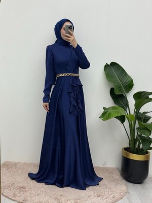 Moda Morfo Beli Zincir Detaylı Önü Fırfırlı Saten Abiye -Laci