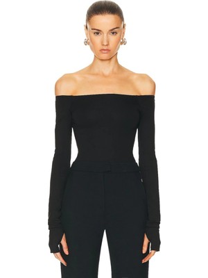 MetuCa Kadın Siyah Madonna Yaka Parmak Geçmeli Çıtçıtlı Tanga Kesim Bodysuit