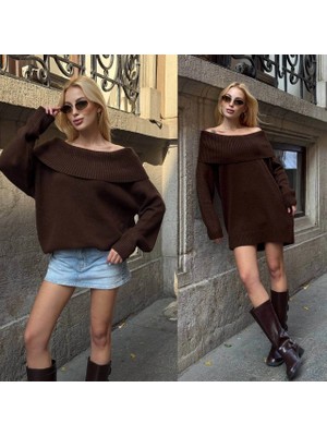 MetuCa Kadın Kahverengi Madonna Yaka Düşük Omuz Oversize Salaş Kalın Triko Kazak Elbise