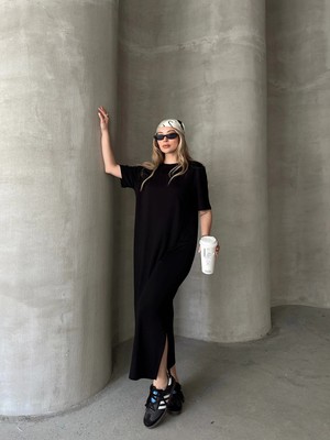 MetuCa Kadın Siyah Modal Kumaş Yanları Yırtmaçlı Salaş Uzun Tişört Elbise Iç Göstermez