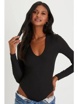 MetuCa Kadın Siyah V Yaka Uzun Kollu Tanga Kesim Esnek Sandy Kumaş Bodysuit