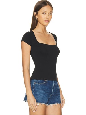 MetuCa Kadın Siyah Çift Katlı Sandy Kumaş Kare Yaka Kısa Kol Slim Fit Tişört