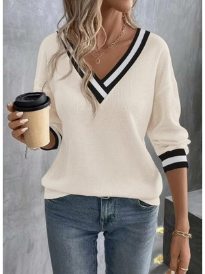 MetuCa Kadın Krem Çizgili V Yaka Düşük Omuz Uzun Kollu Waffle Kumaş Kazak Bluz
