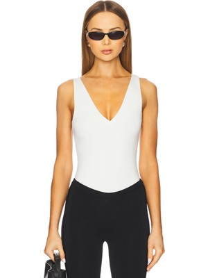 MetuCa Kadın Beyaz Çift Katlı Sandy Kumaş V Yaka Kalın Askılı Çıtçıtlı Tanga Bodysuit