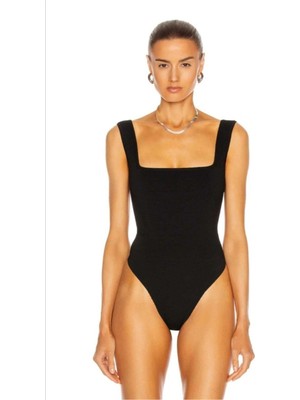 MetuCa Kadın Siyah Kare Yaka Kalın Askılı Çift Katlı Tanga Kesim Sandy Bodysuit