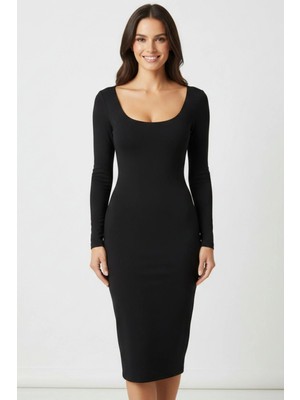 MetuCa Kadın Siyah U Yaka Uzun Kollu Arkası Yırtmaçlı Sandy Kumaş Maxi Elbise