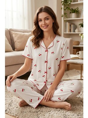 MetuCa Kadın Beyaz Kiraz Desenli Pamuklu Fırfırlı Kısa Kollu Pijama Takımı