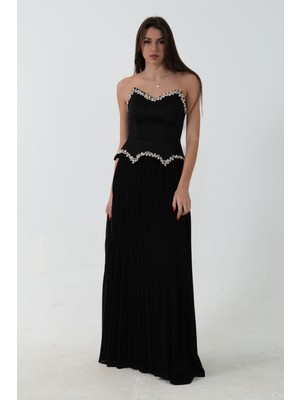 Feminist Siyah Kalp Yaka Taş Işlemeli Şal Detaylı Eteği Pileli Abiye 0801187.01