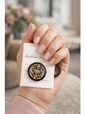 Bymiel Vintage Taş Detaylı Desenli Lastik Toka – Şık Saç Aksesuarı