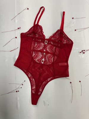 Elarin Taş Detaylı Dantelli Body