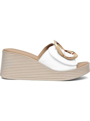 Celal Gültekin Kadın Beyaz Dolgu Topuklu Deri Terlik