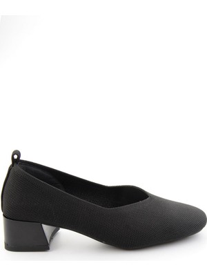 Bambi Siyah  Kadın Klasik Topuklu Ayakkabı K01213745382