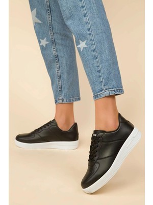Muggo Kadın Günlük Sneaker – Suni Deri, Düz Taban, Ortopedik, Koku ve Terleme Önleyici Rahat Spor Ayakkabı