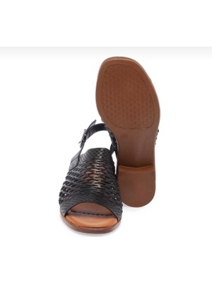 Tarçın Ayakkabı Hakiki Deri Kadın Deri Sandalet TRC106-6001