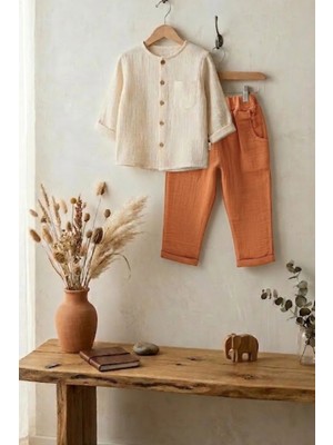 Nota Kids Müslin Çocuk Takım - %100 Pamuk Nefes Alan Düğmeli Bej Gömlek ve Turuncu Pantolon Ikili Set